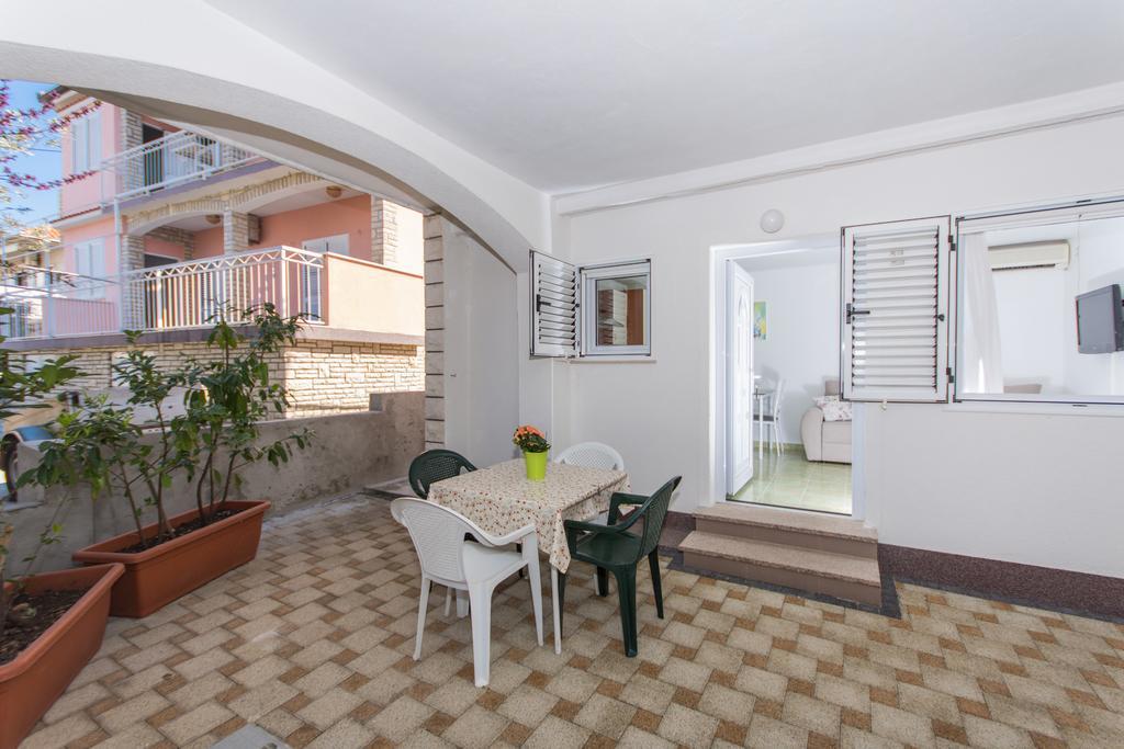 Apartment Mika 2 Trogir Dış mekan fotoğraf